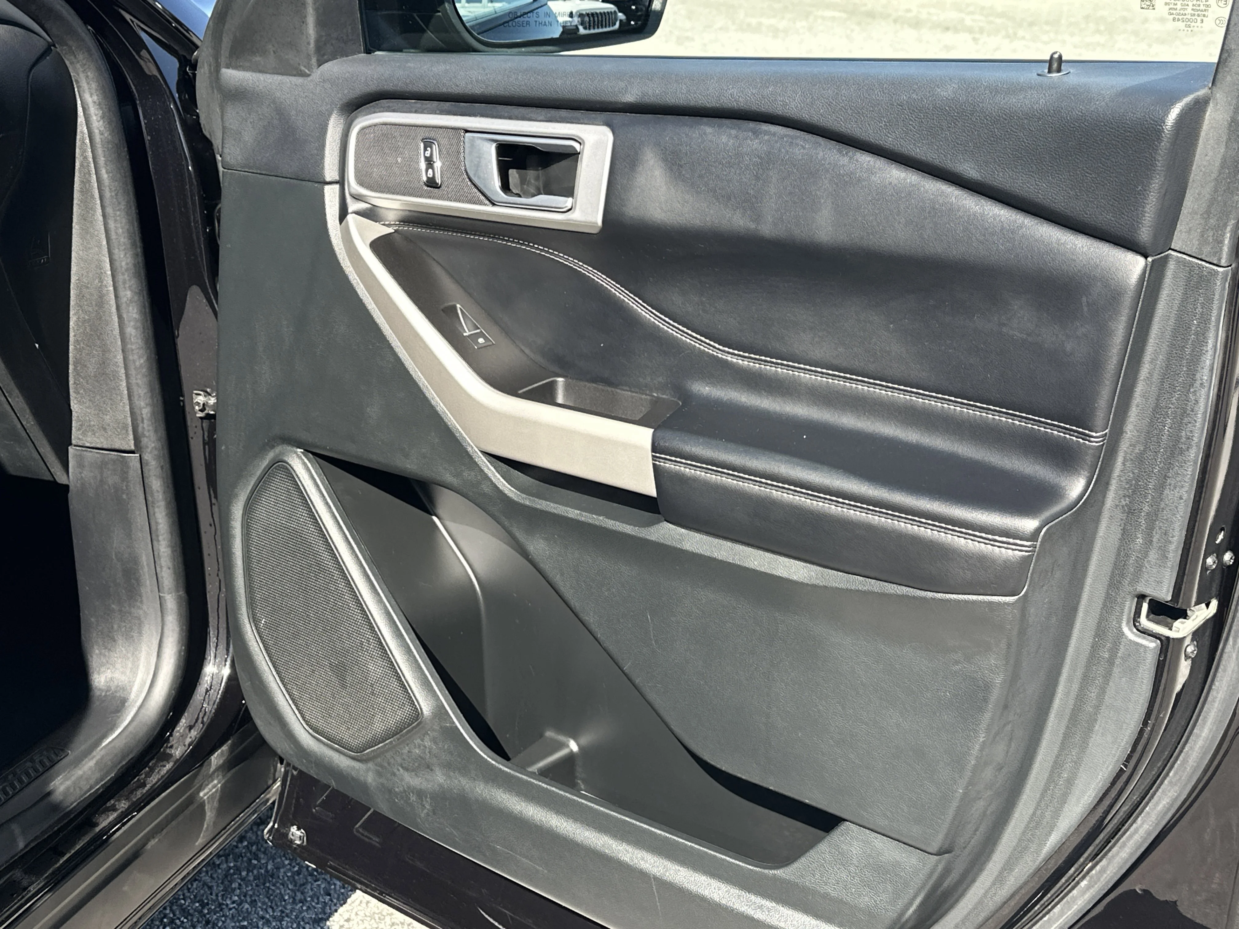 2023 Ford Explorer XLT - Photo 15