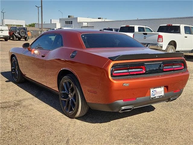 Used 2020 Gold Dodge SXT Rear-wheel Drive image 2