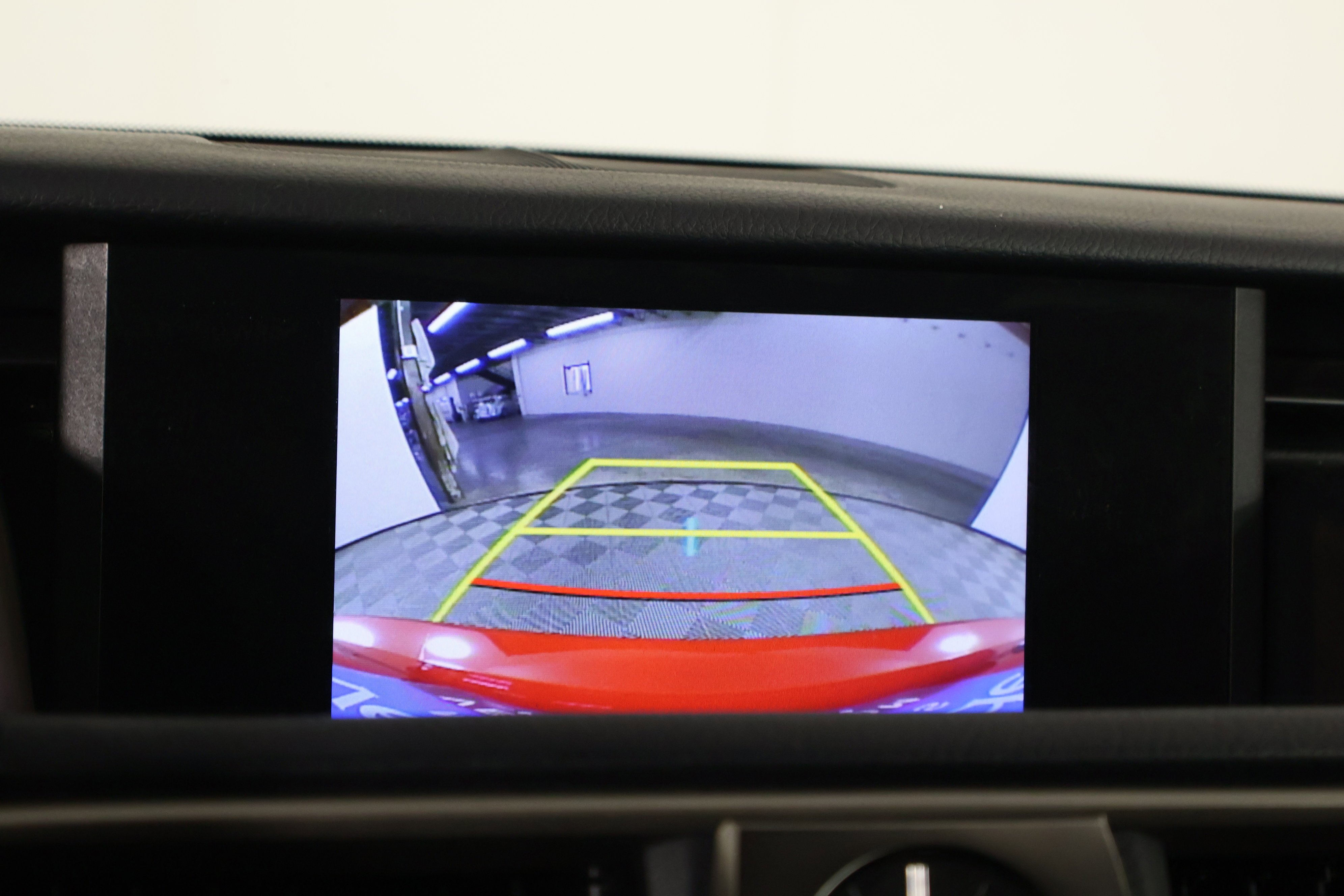 2019 Lexus IS 300 - Photo 28