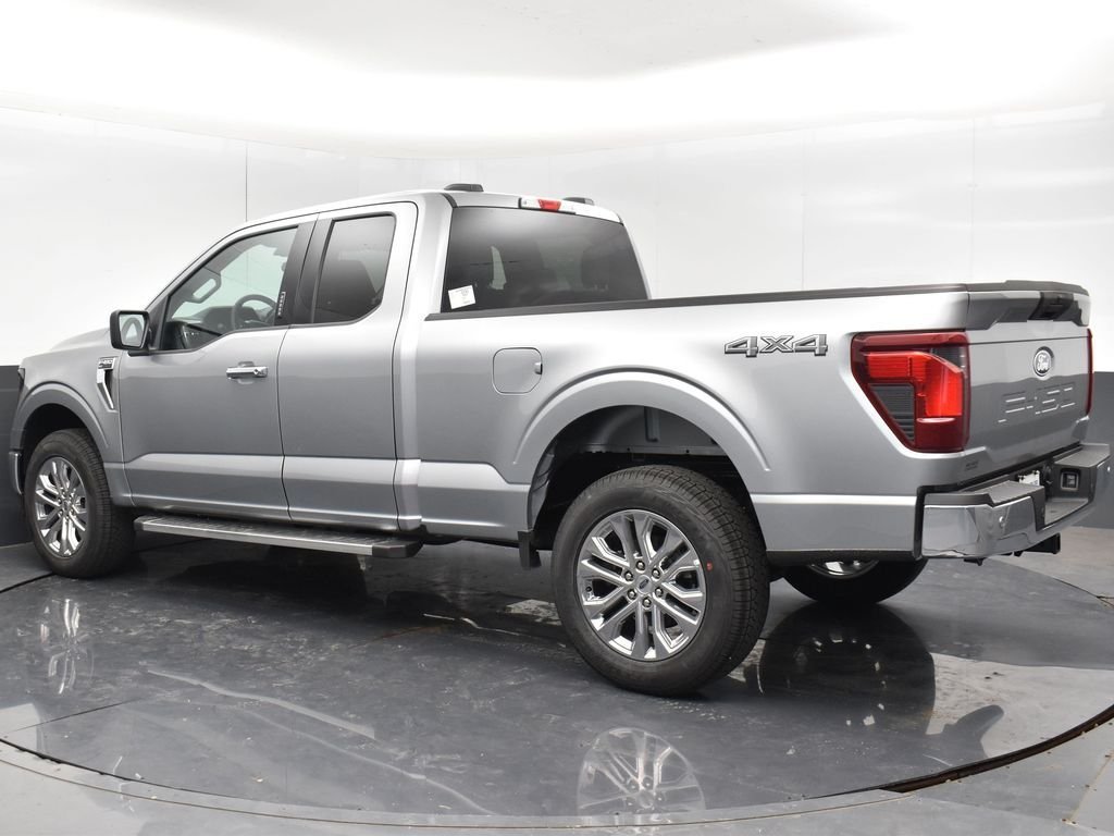 New 2026 Iconic Silver Metallic Ford XLT image 16