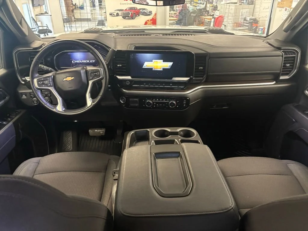 2025 Chevrolet Silverado 2500HD LT - Photo 21