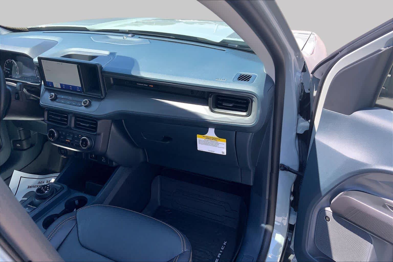 Used 2024 Cactus Gray Ford LARIAT Advanced image 19