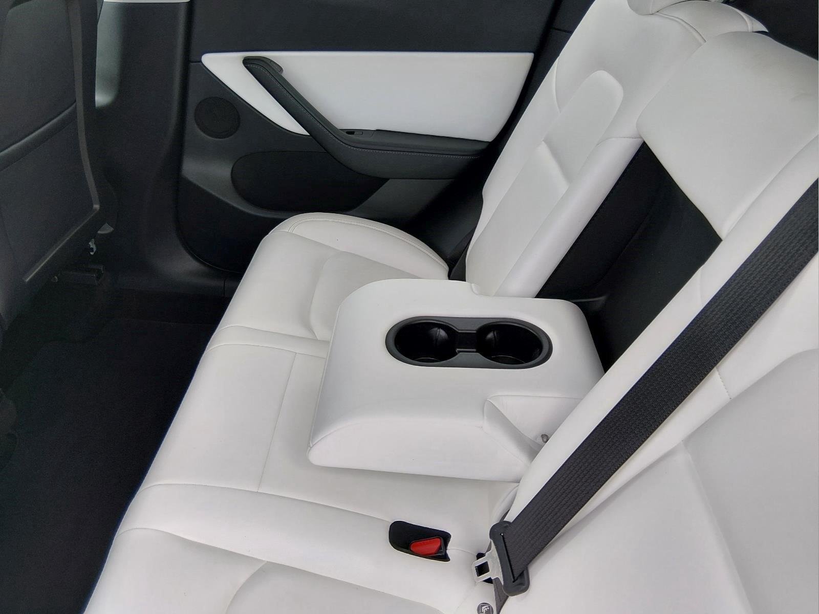 Used 2021  Tesla Long Range image 20