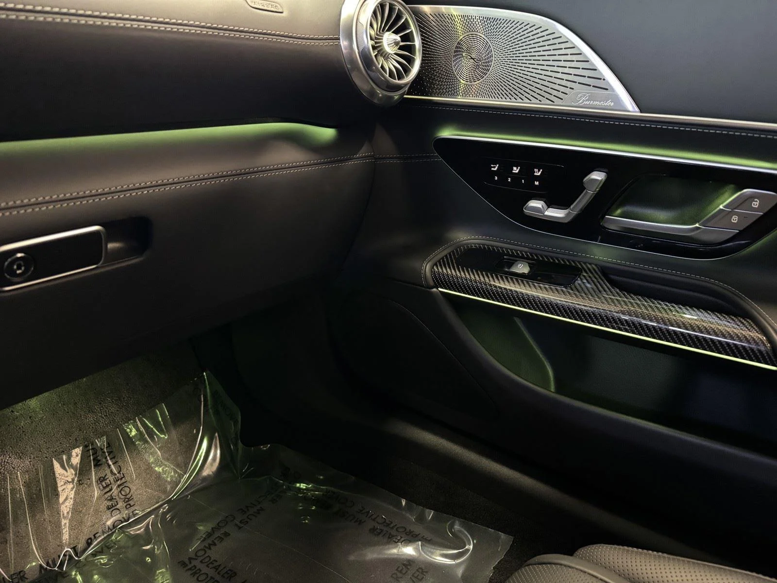 Used 2022  Mercedes-Benz AMG® SL 63 image 14