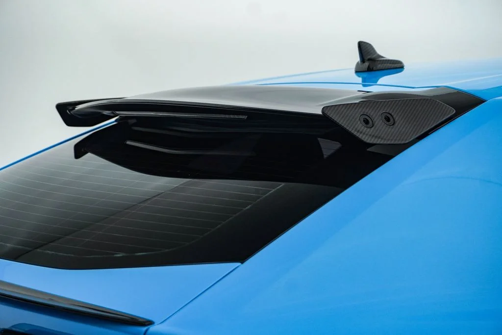 Used 2024 Blu Cepheus Metallic Lamborghini Performante image 15