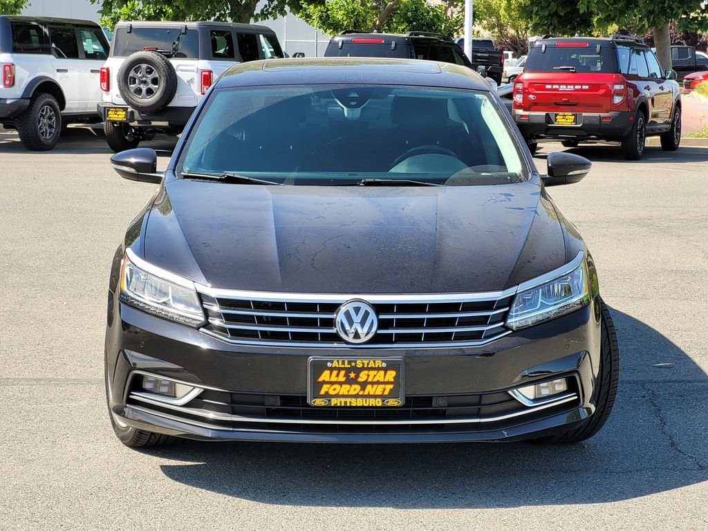 1VWCA7A31JC008276