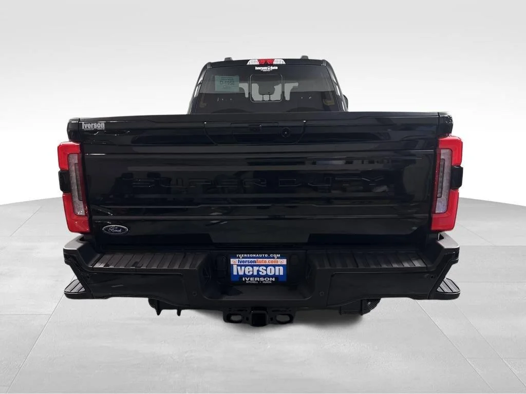 2026 Ford F-250 Super Duty Platinum - Photo 9