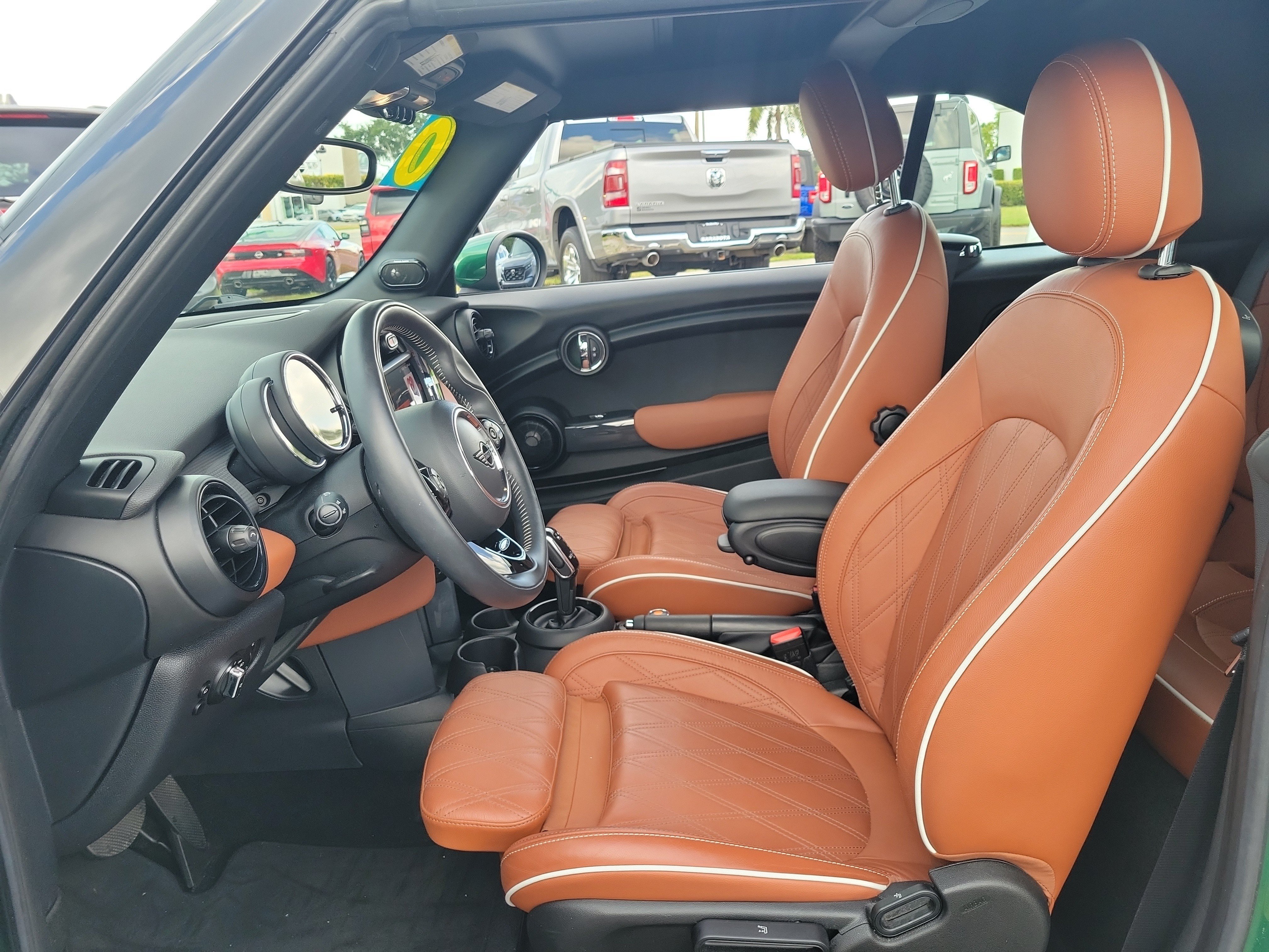 Used 2020 British Racing Green IV Metallic MINI Cooper image 14