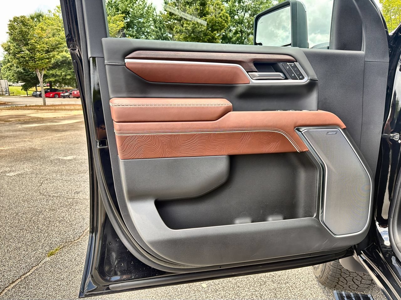 New 2026 Onyx Black GMC Denali Ultimate image 18