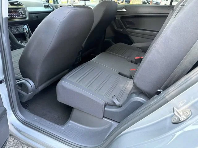 Used 2022 Silver Volkswagen 2.0T S image 20