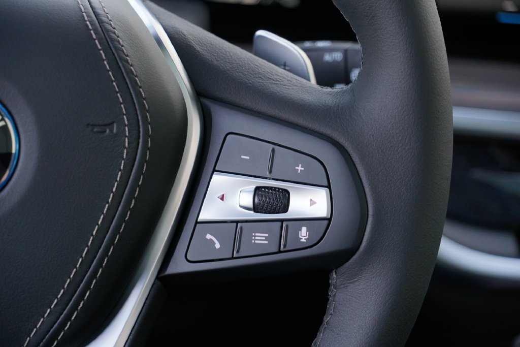 2026 BMW X5 50e - Photo 24