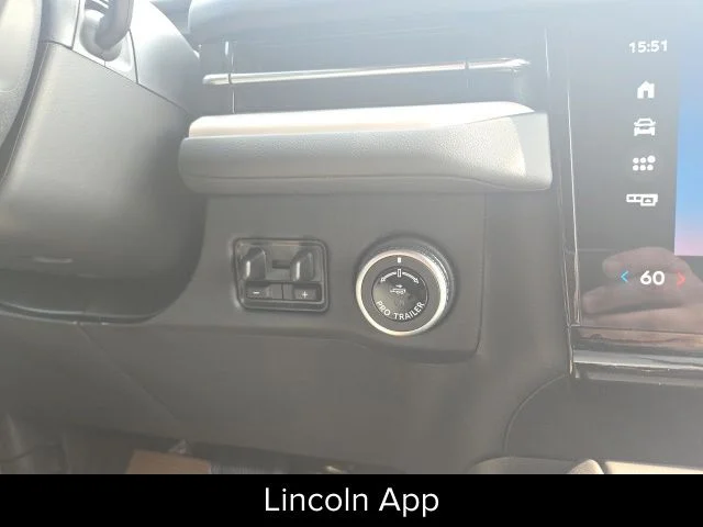 New 2027 Infinite Black Metallic Clearcoat Lincoln Reserve L image 36