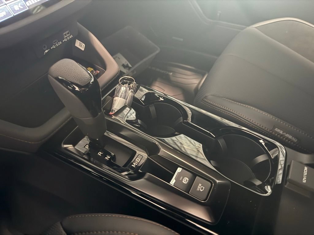 New 2026 CRYSTAL BLACK SILICA Subaru Touring Hybrid image 15