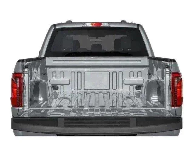 New 2026 Carbonized Gray Metallic Ford XLT image 6