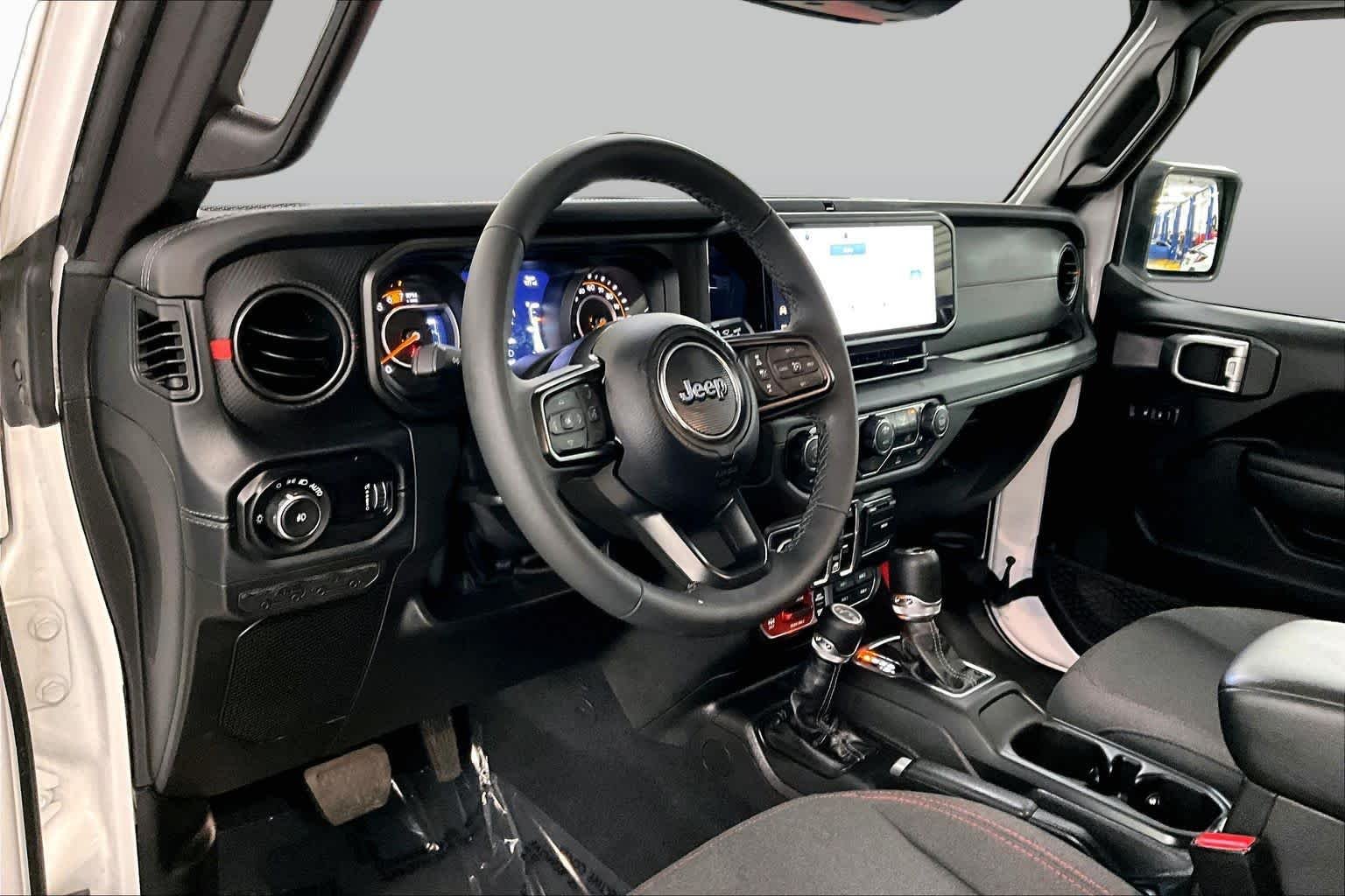 Used 2026 Bright White Clearcoat Jeep Rubicon image 17