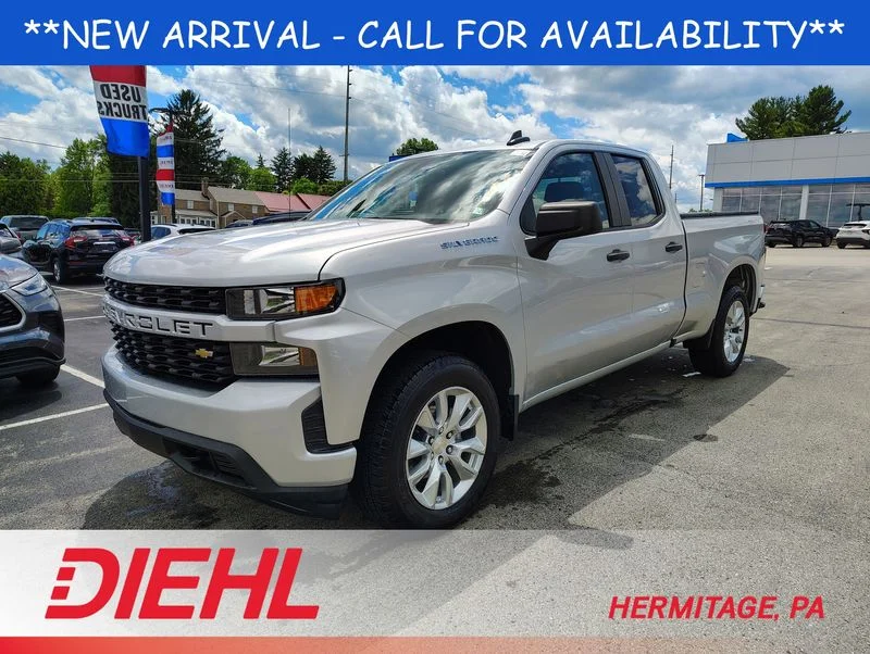 Used 2020 Silver Chevrolet Custom image 1