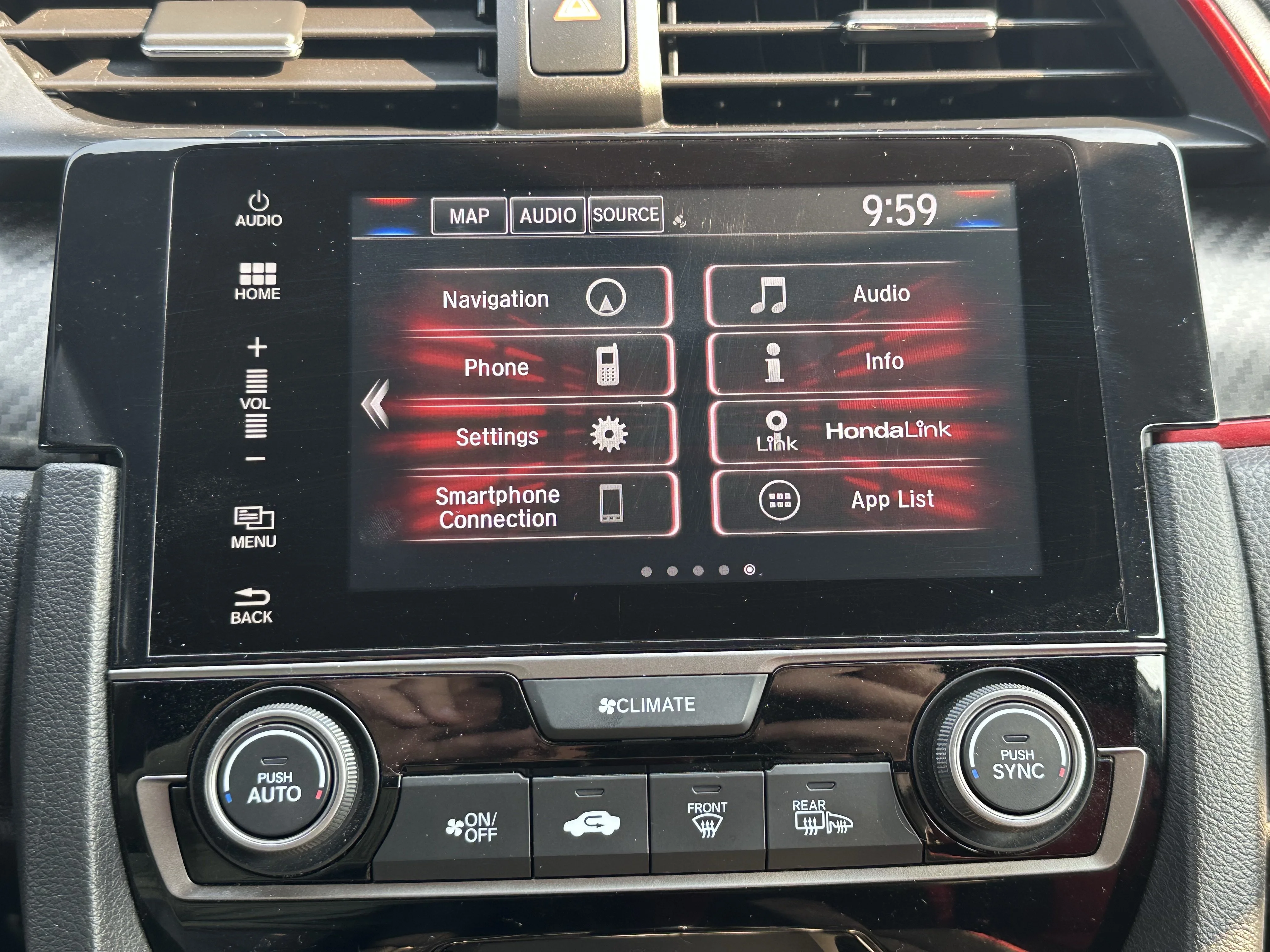 Used 2018 White Honda  image 13