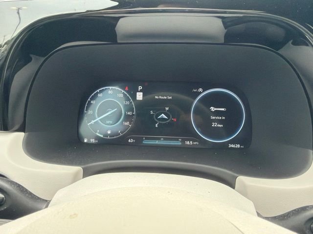 Used 2023 Black Hyundai Limited image 3