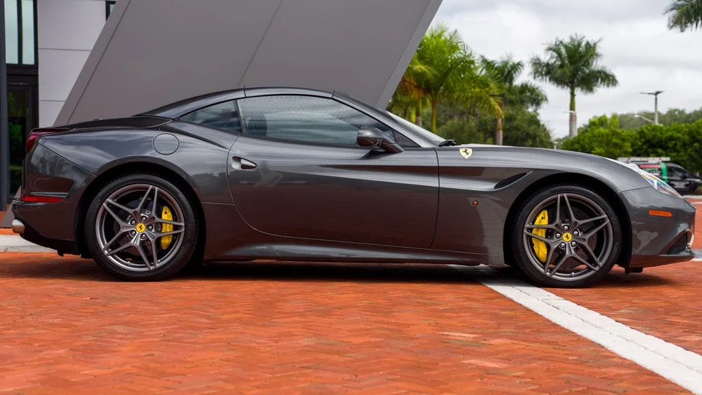 Used 2016 Grigio Silverstone Ferrari T image 45