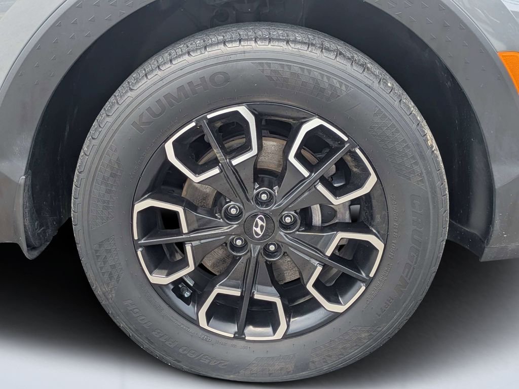 Used 2024 Gray Hyundai SEL image 11