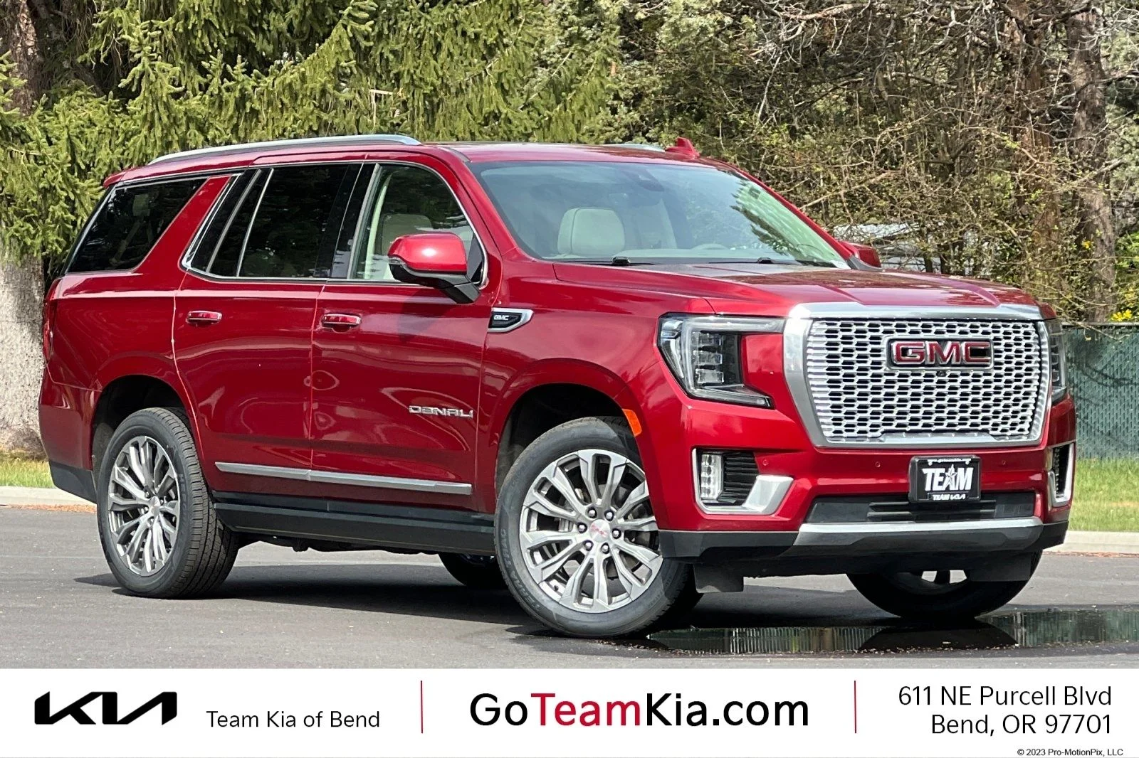 2021 GMC Yukon 4WD Denali's photo