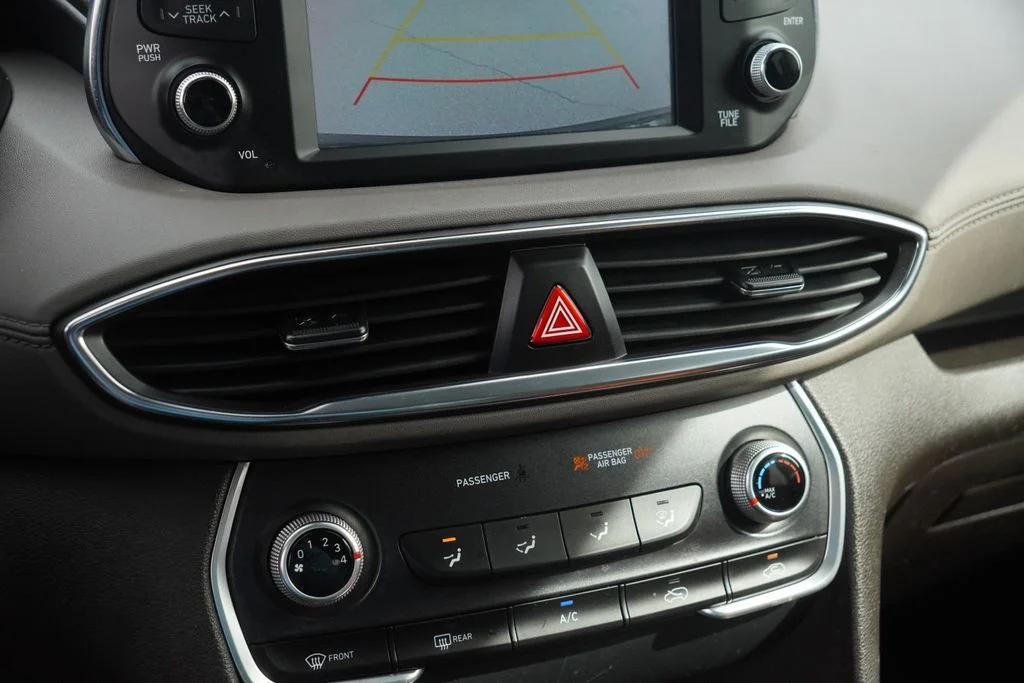 Certified Used 2020 Black Hyundai SE image 22