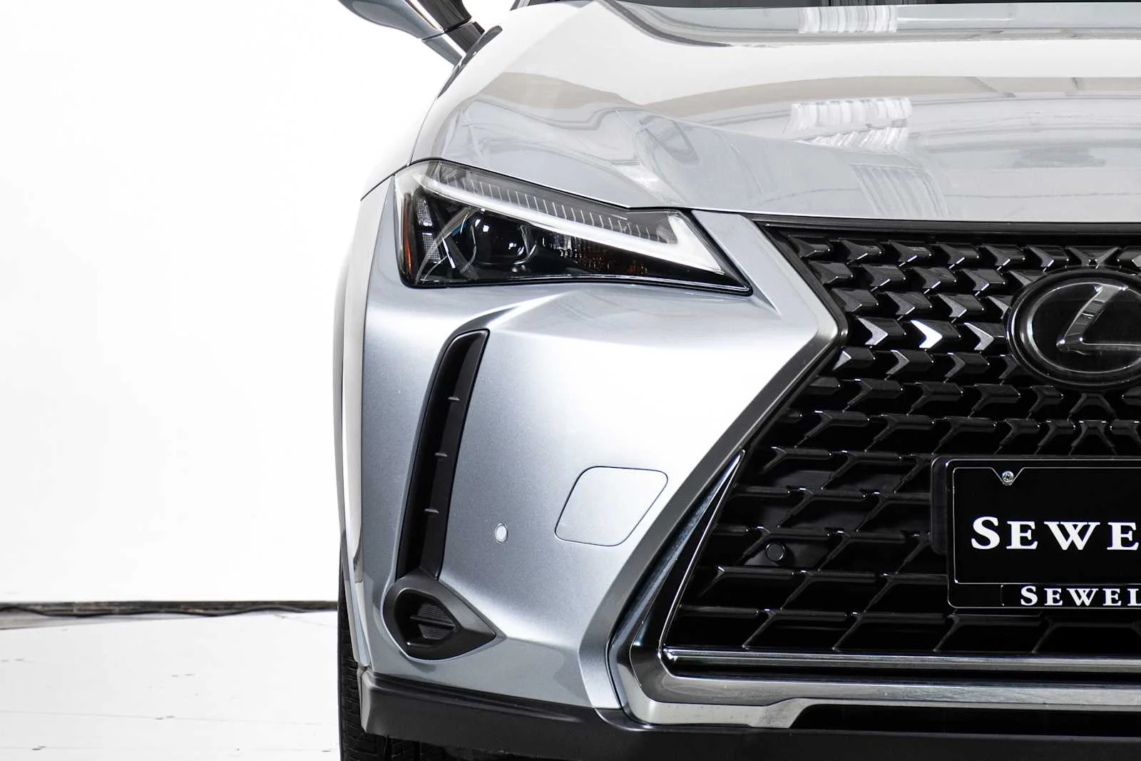 Certified Used 2024 IRIDIUM Lexus Premium image 10