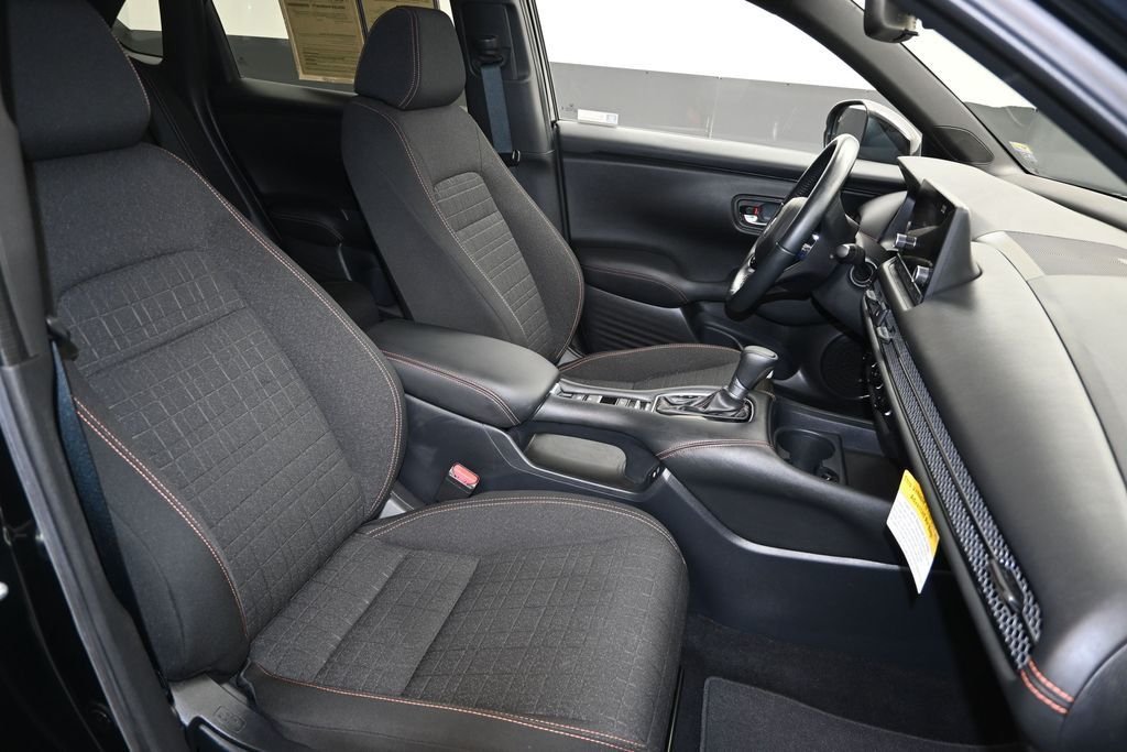 Used 2024  Honda Sport image 11