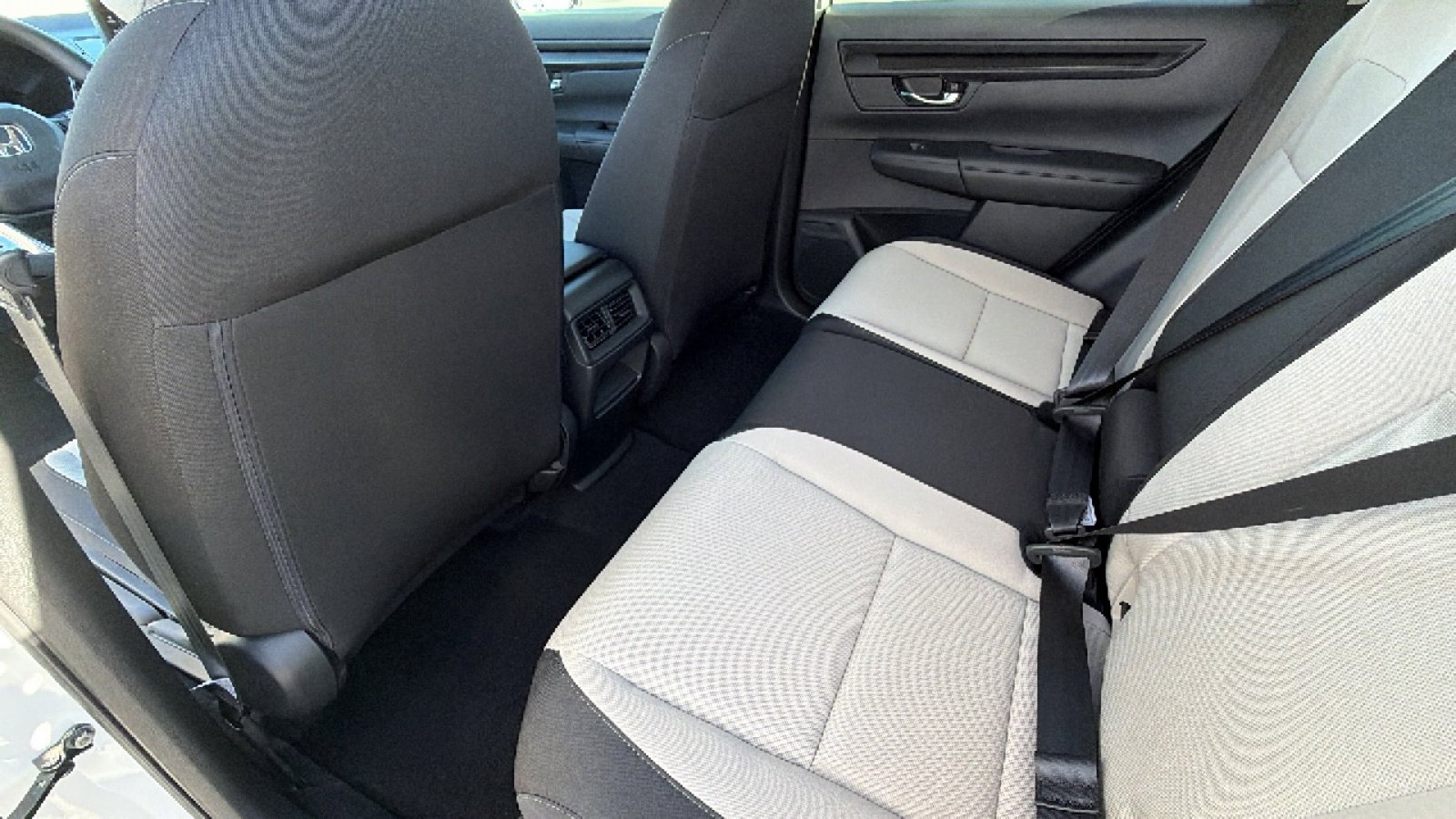 2026 Honda CR-V LX - Photo 24