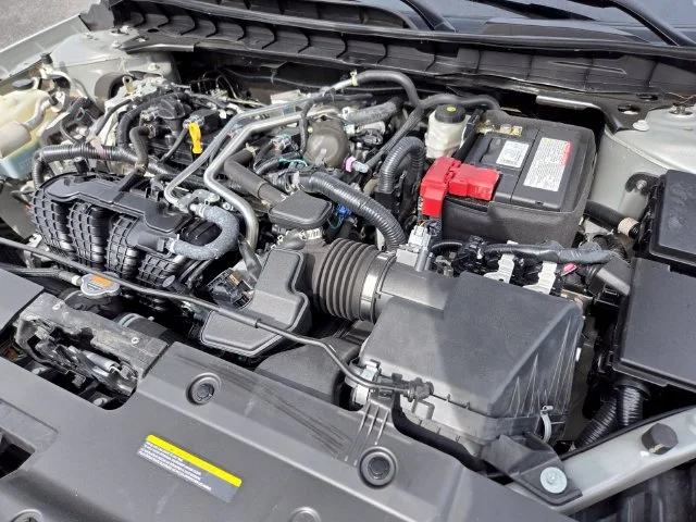 Used 2023 Silver Nissan 2.5 SV image 22