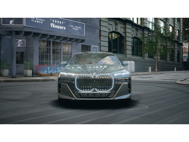 New 2026 Dravit Grey Metallic BMW 740i xDrive image 3