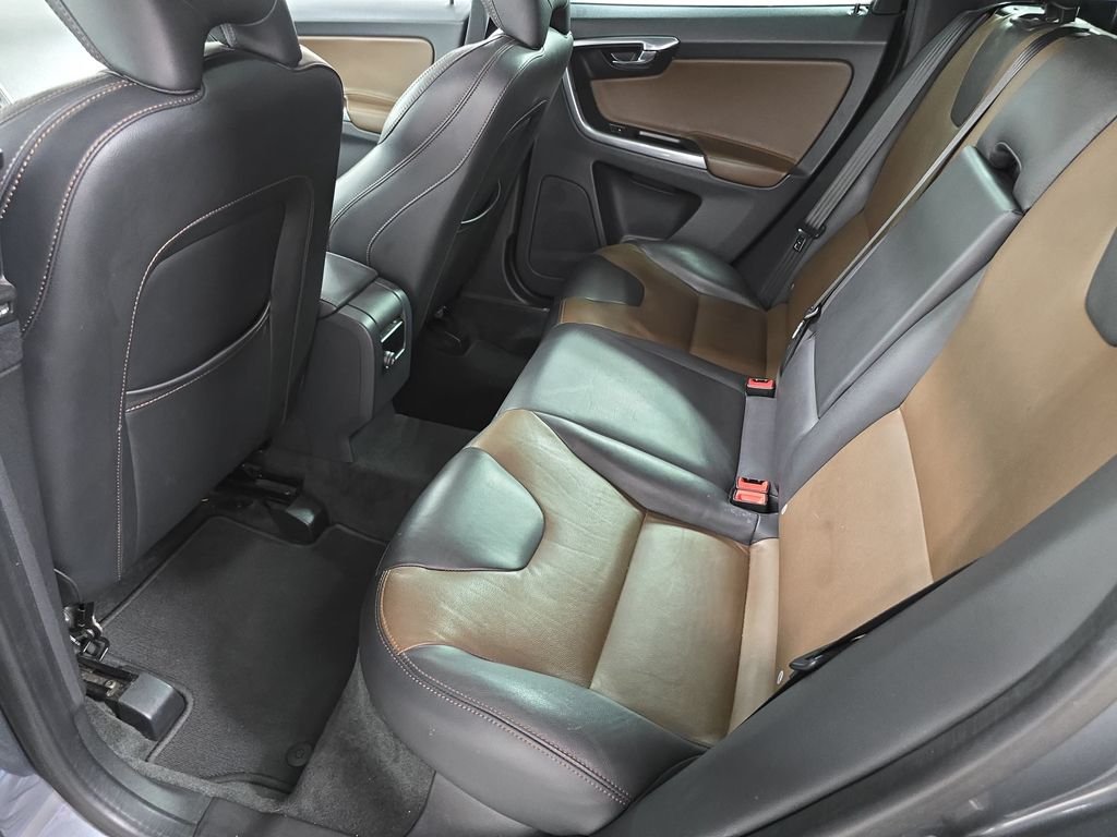 Used 2016 Gray Volvo T5 Drive-E Premier image 24