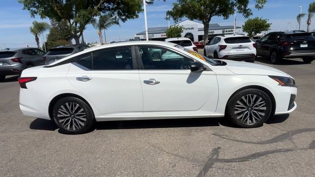 2025 Nissan Altima SV - Photo 8