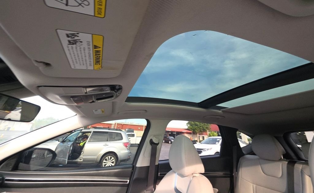 Used 2024 Gray Hyundai Limited image 8