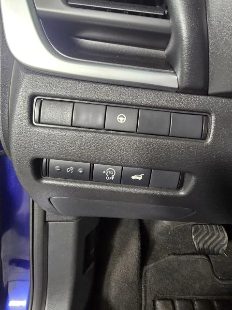 Used 2023 Blue Nissan SV image 18
