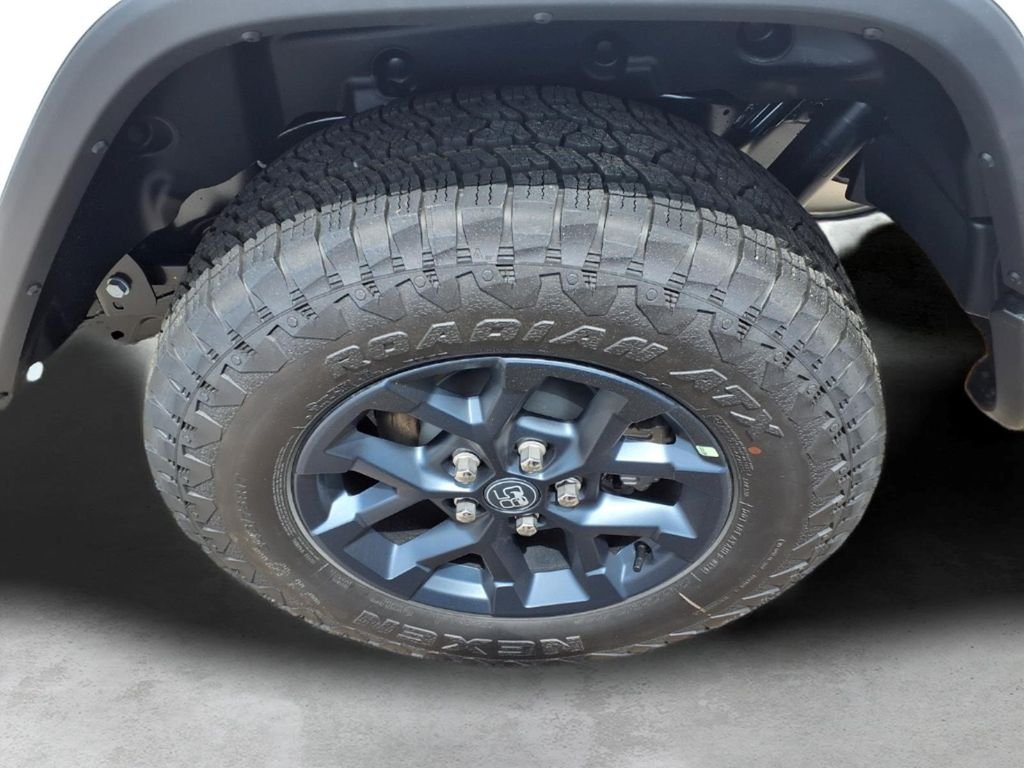 New 2026 Bright White Clearcoat Jeep 85th Anniversary Edition image 7