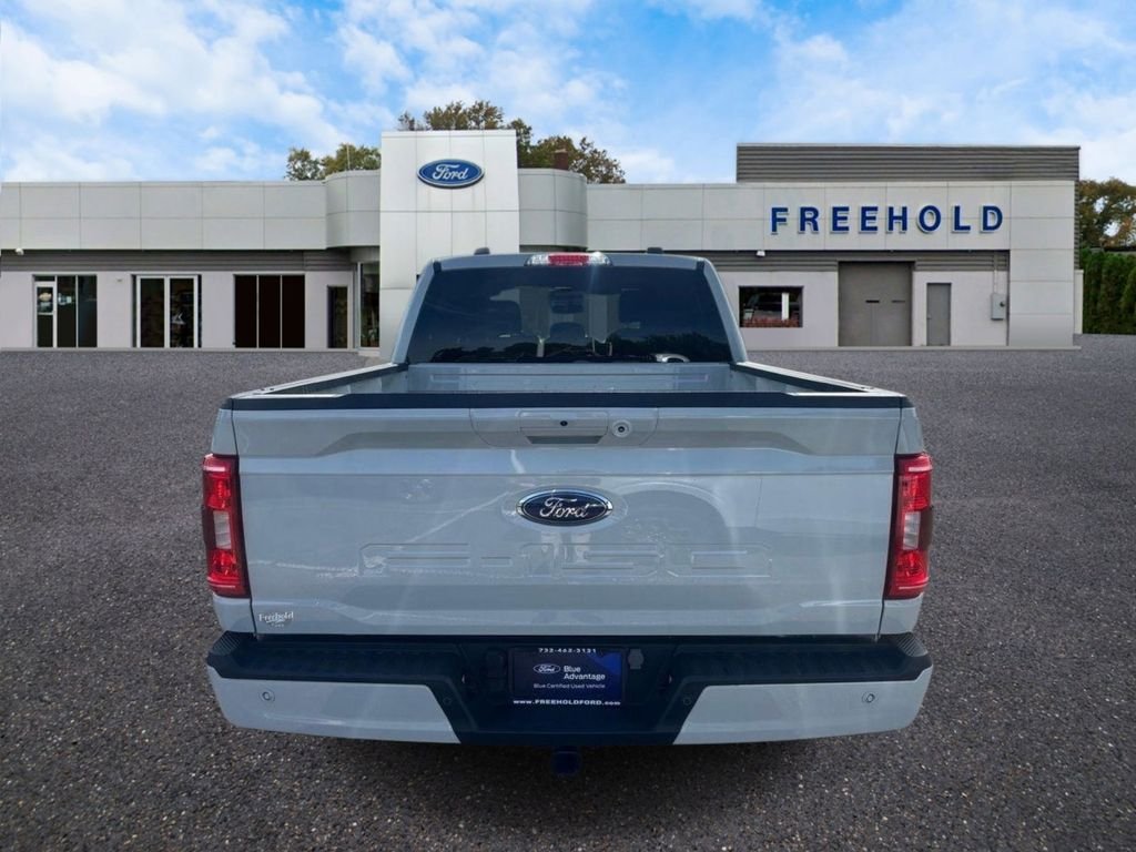 Certified Used 2023 Avalanche Ford XLT image 4