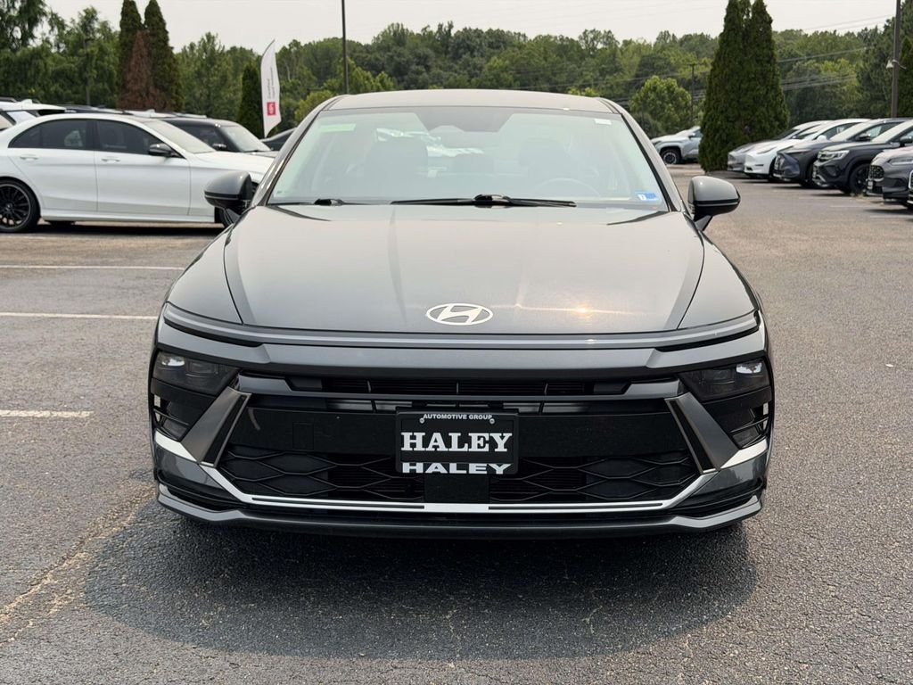 Used 2025 Gray Hyundai SEL image 24