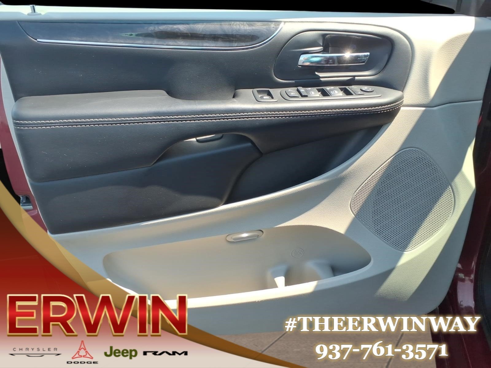 Used 2014 Deep Cherry Red Crystal Pearl Coat Chrysler Touring-L image 10