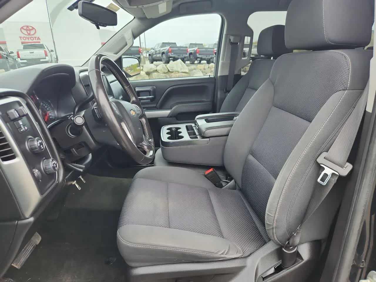 Used 2018 Black Chevrolet LT image 13