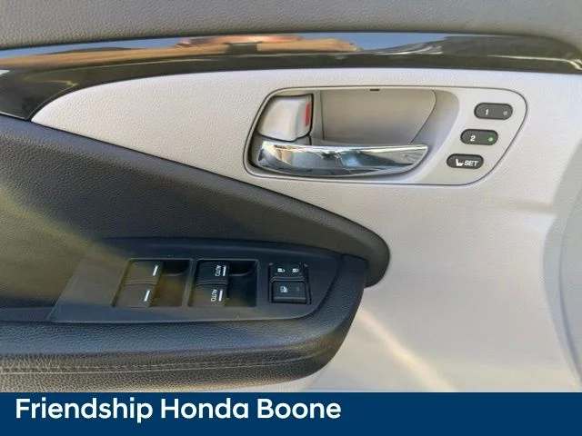 Used 2017 Blue Honda Touring image 15