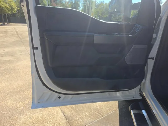 Used 2026 White Ford Lariat image 10