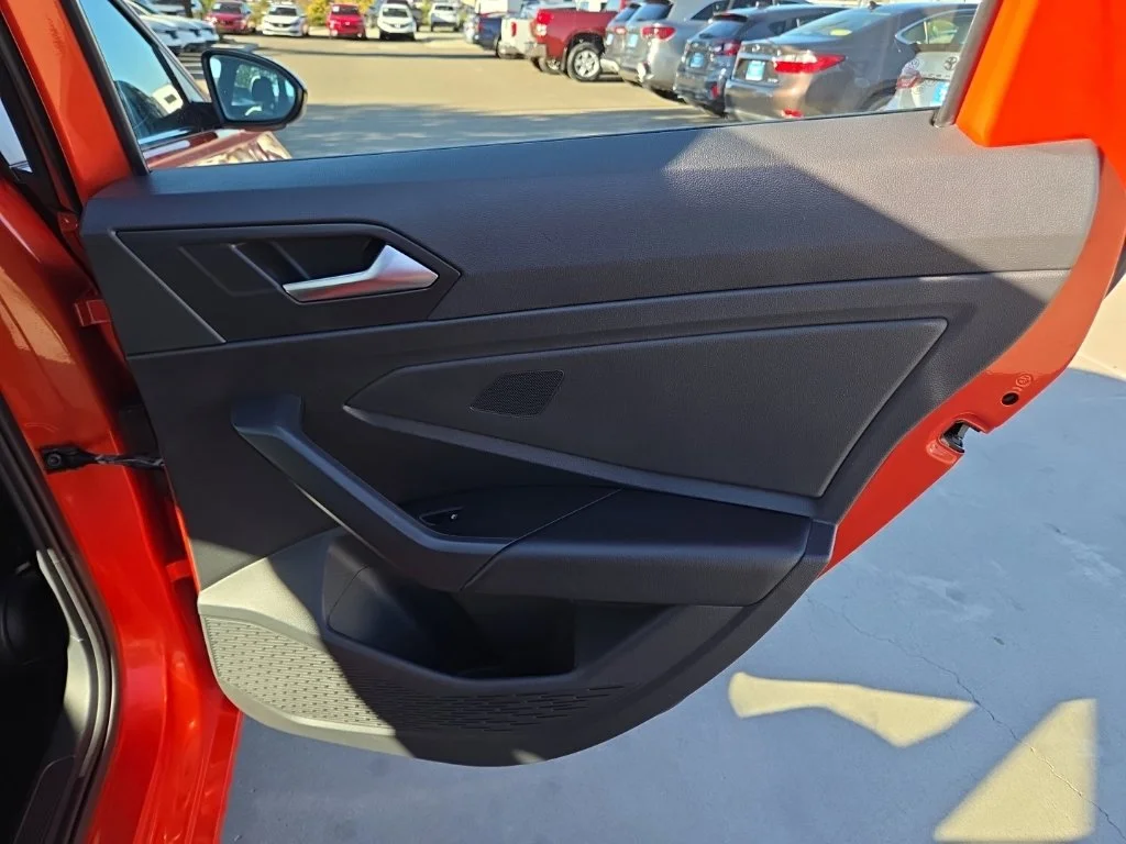 Used 2019 Orange Volkswagen R-Line image 21