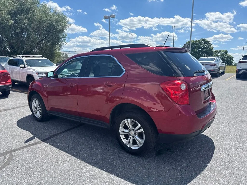 Used 2015 Crystal Red Tintcoat Chevrolet LT image 18