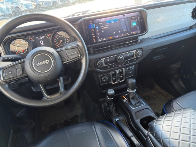 Used 2025 Blue Jeep Nighthawk image 18