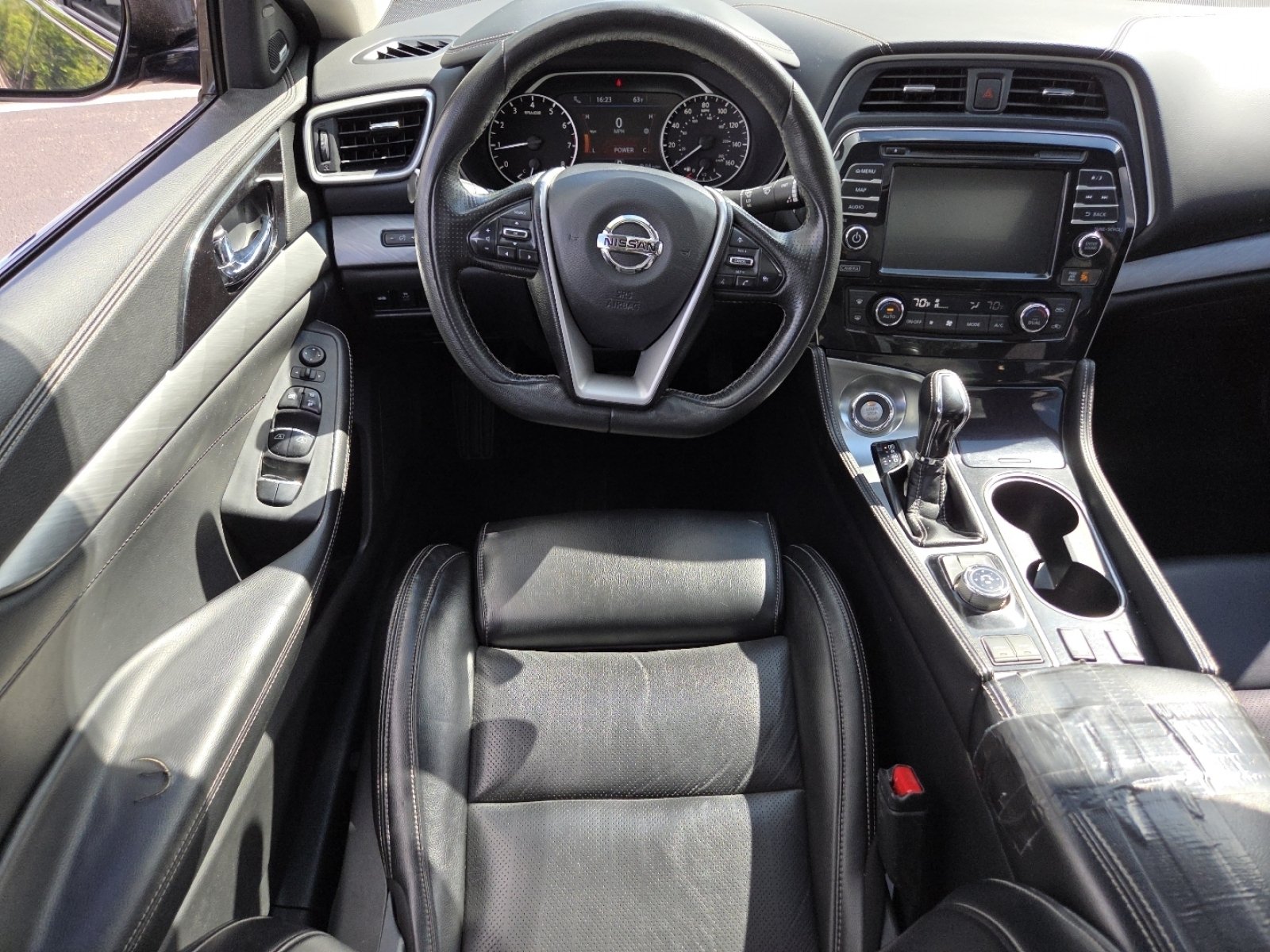 Used 2017 Deep Blue Pearl Nissan 3.5 SL image 28