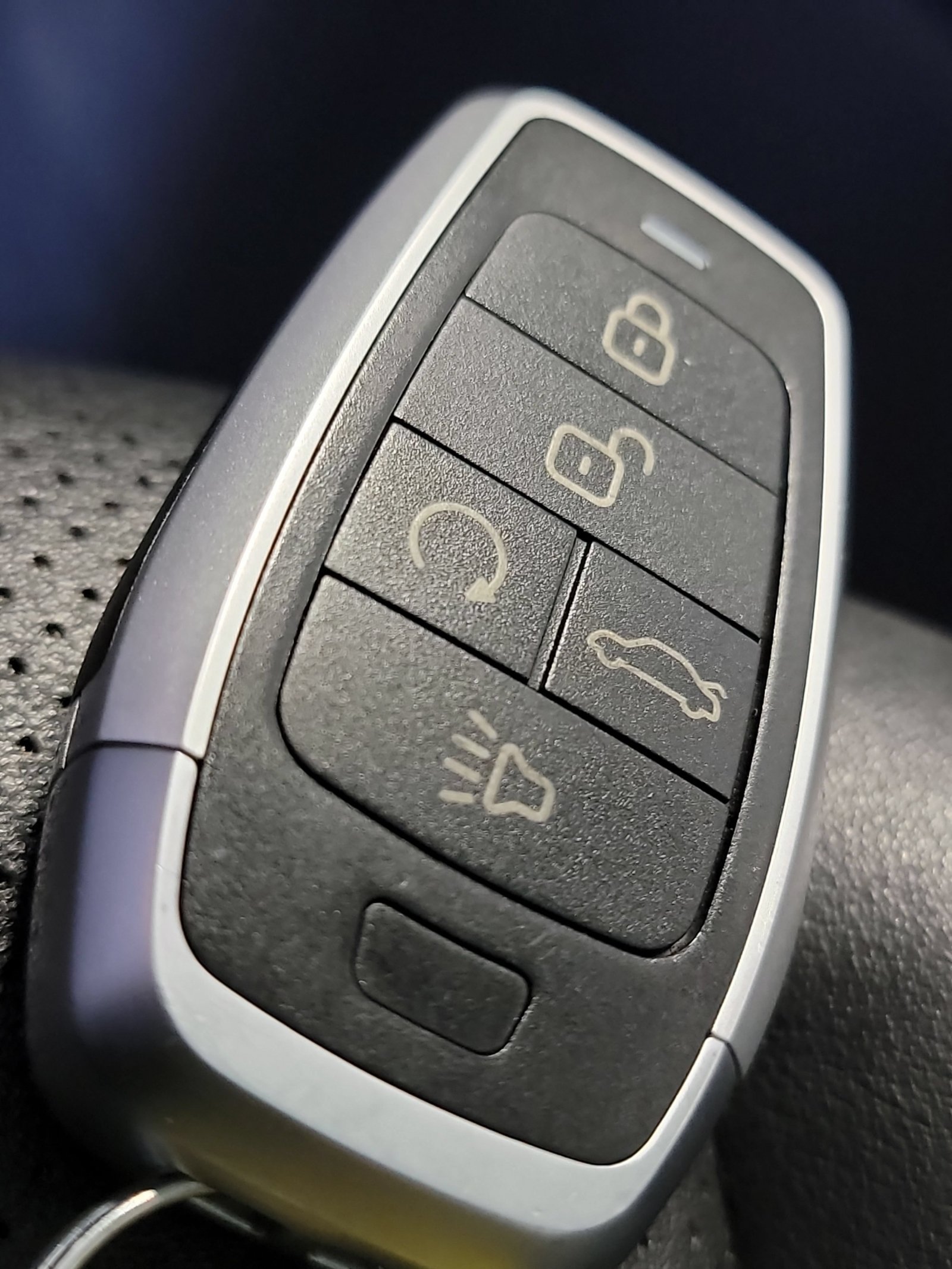 Used 2018 Machine Gray Metallic Mazda Touring image 31