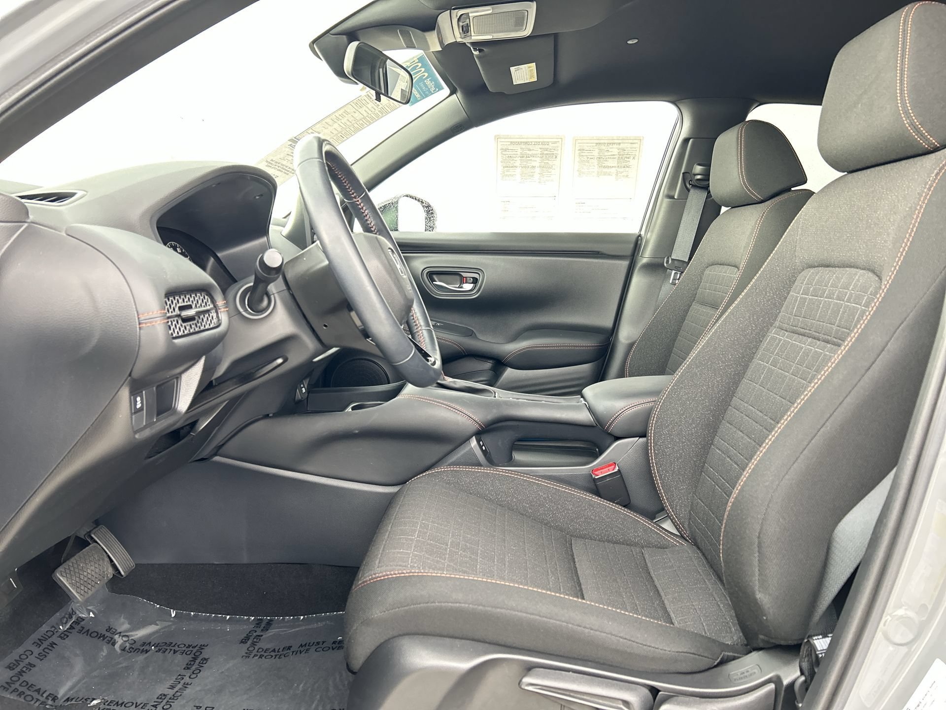 2025 Honda HR-V Sport - Photo 13