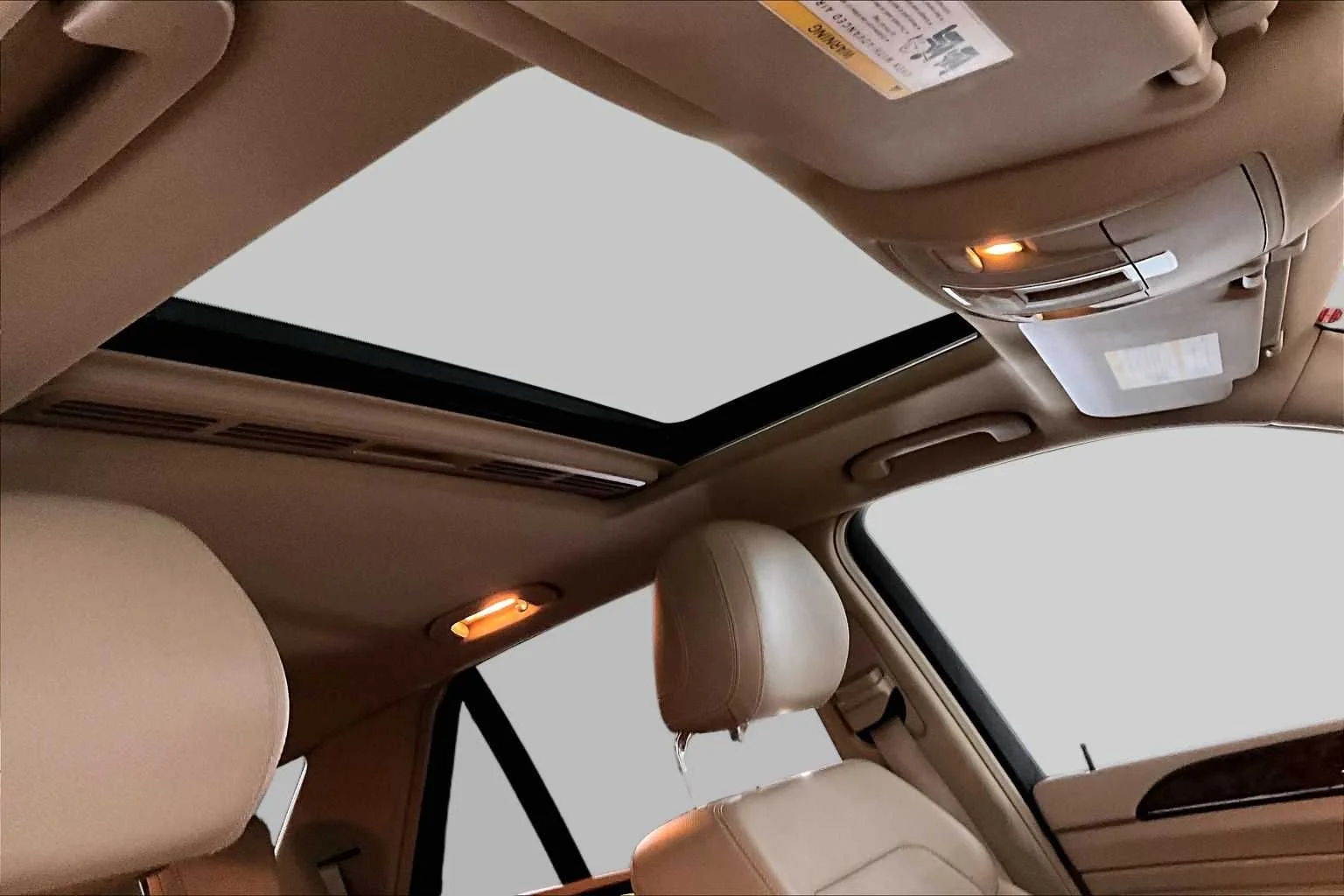 Used 2012 Arctic White Mercedes-Benz ML 350 image 14