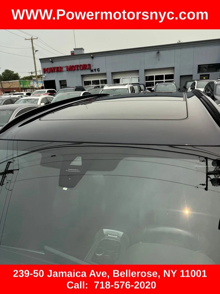 Used 2020 Black BMW M50i image 22